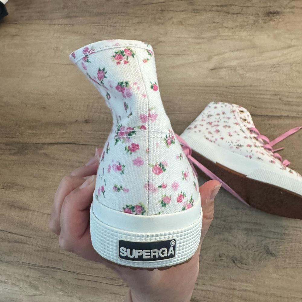 Superga Floral Patterned Sneakers - Picture 4 of 5